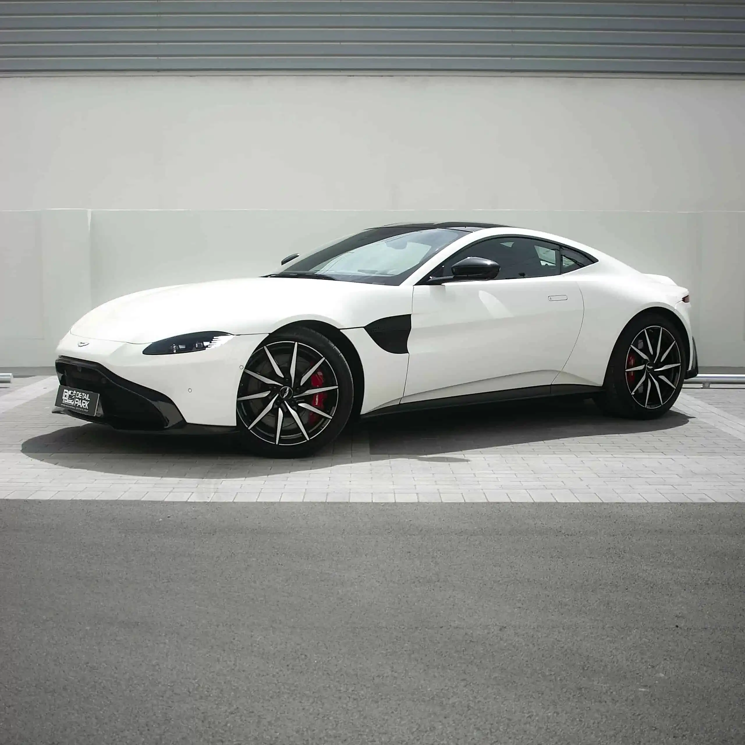 aston martin wrapping
