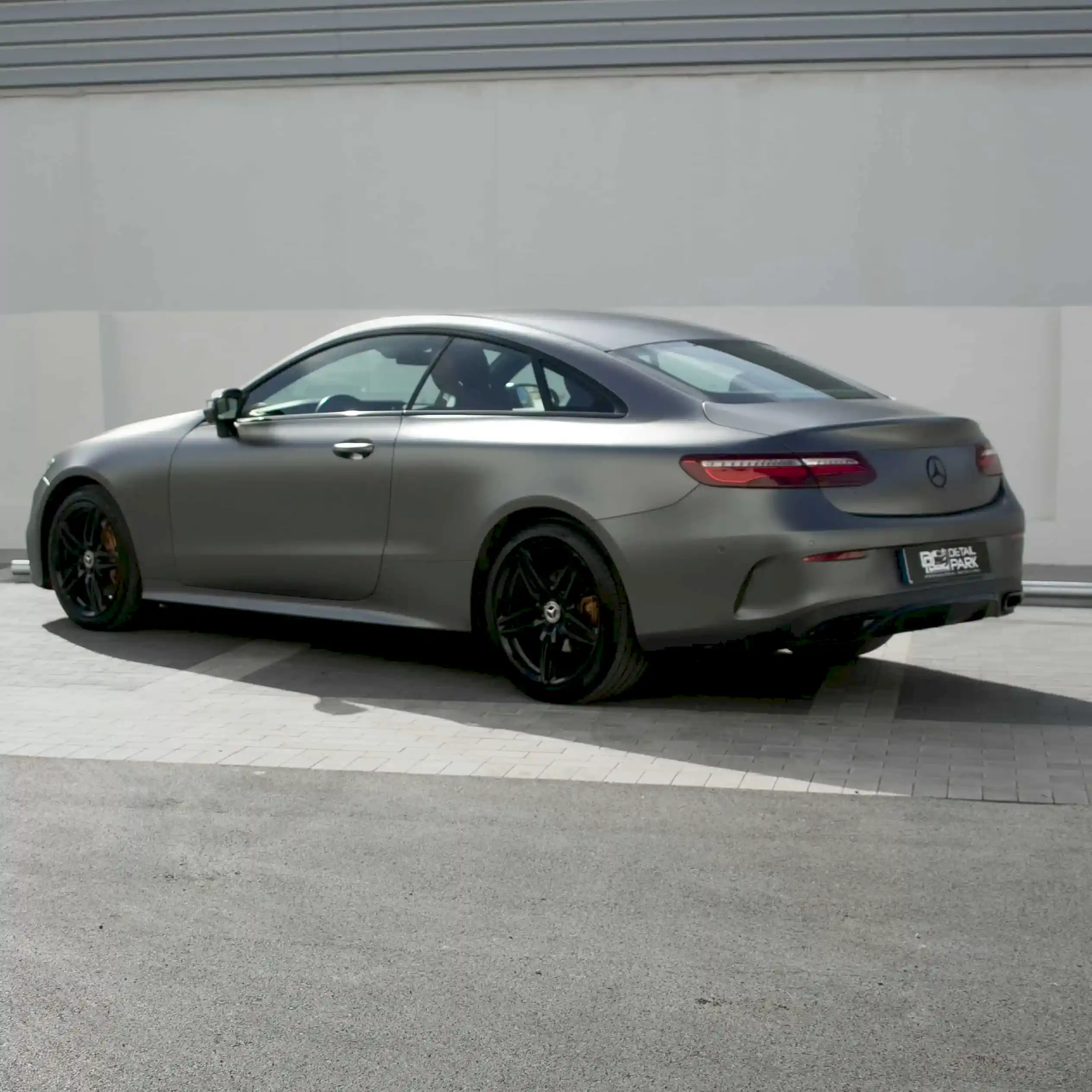 Wrapping Mercedes E Coupe