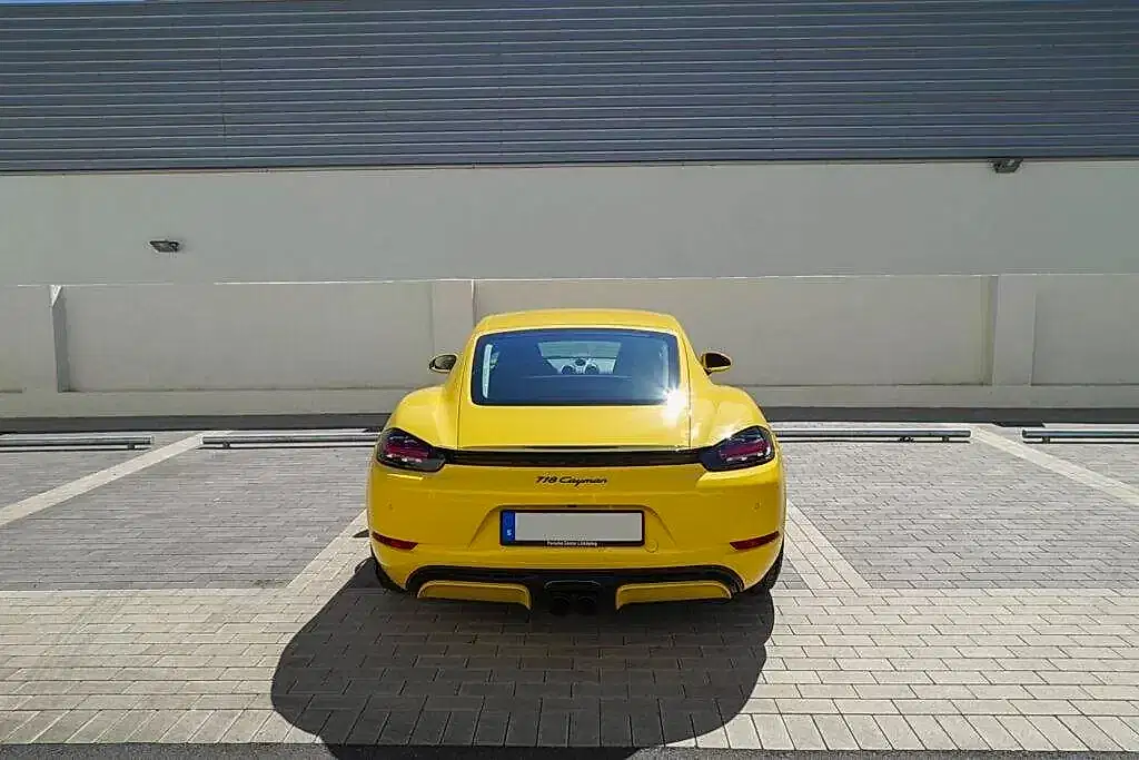 car wrapping%&paint protection film%