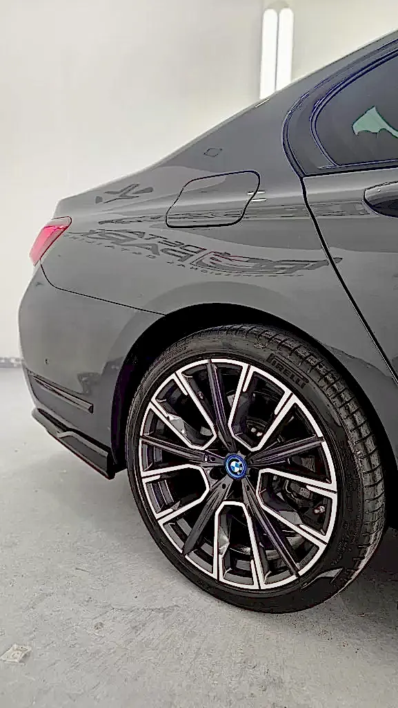 car wrapping%&paint protection film%